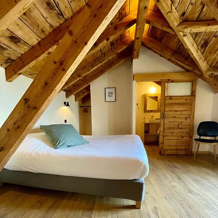 Domaine Agricole Cotzé / Casa rural Enveitg Extérieur photo
