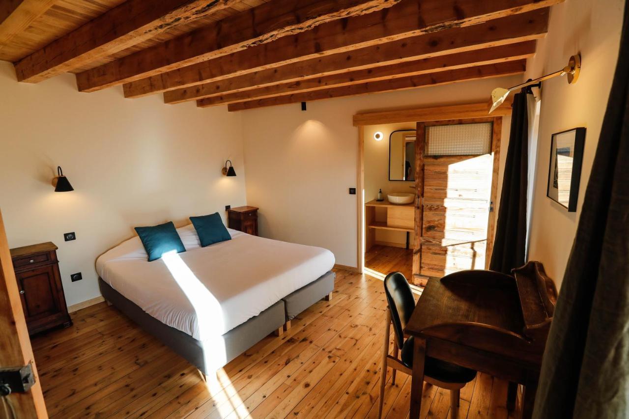 Domaine Agricole Cotzé / Casa rural Enveitg Extérieur photo