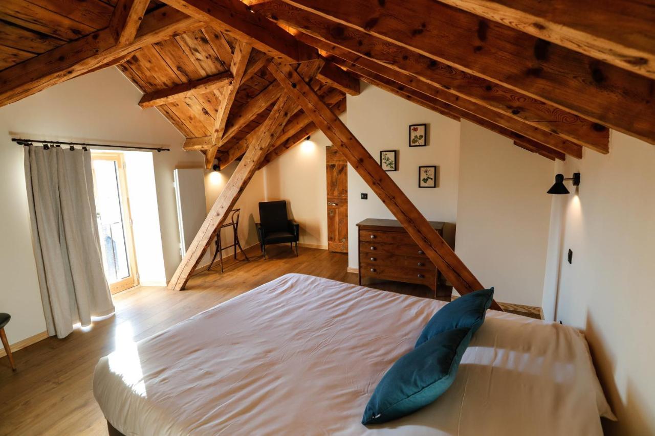 Domaine Agricole Cotzé / Casa rural Enveitg Extérieur photo