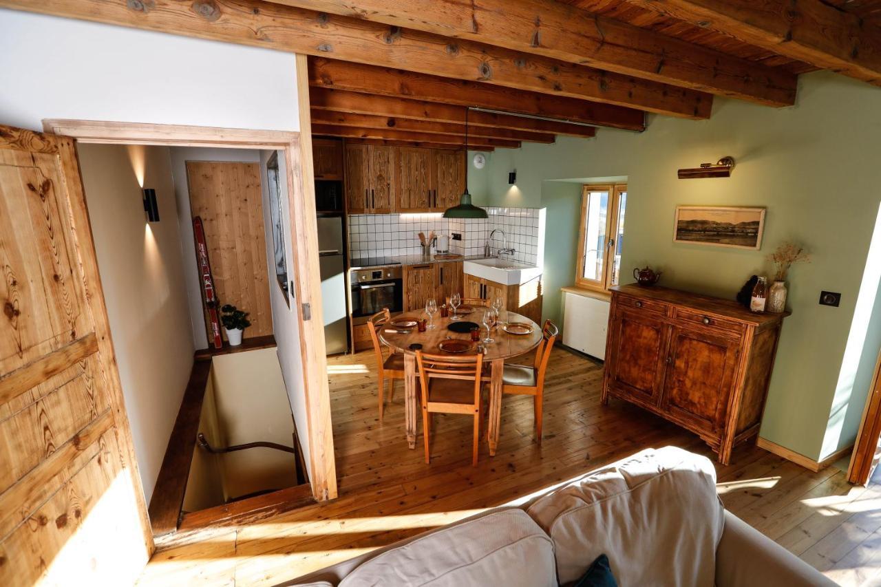 Domaine Agricole Cotzé / Casa rural Enveitg Extérieur photo