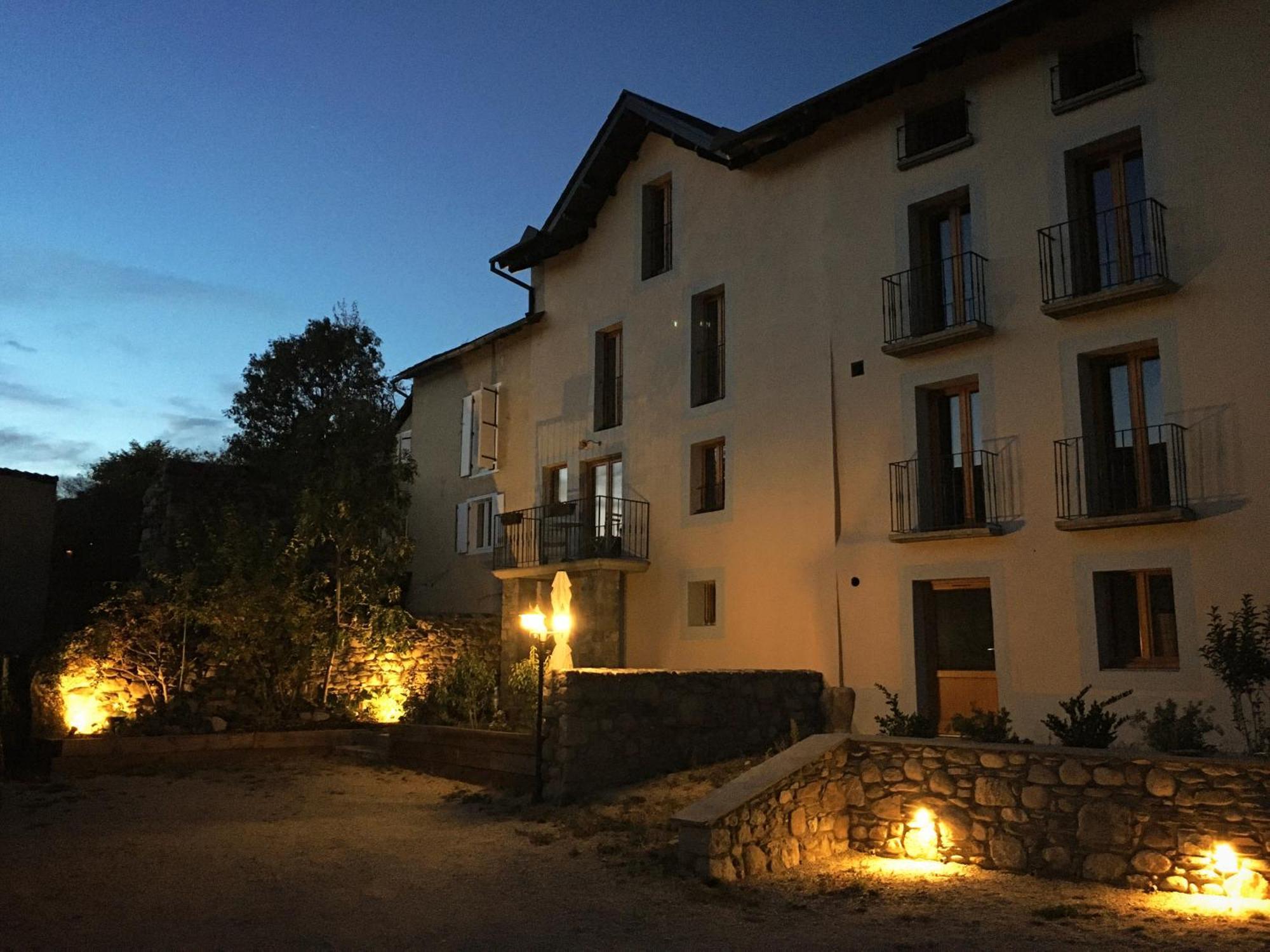 Domaine Agricole Cotzé / Casa rural Enveitg Extérieur photo